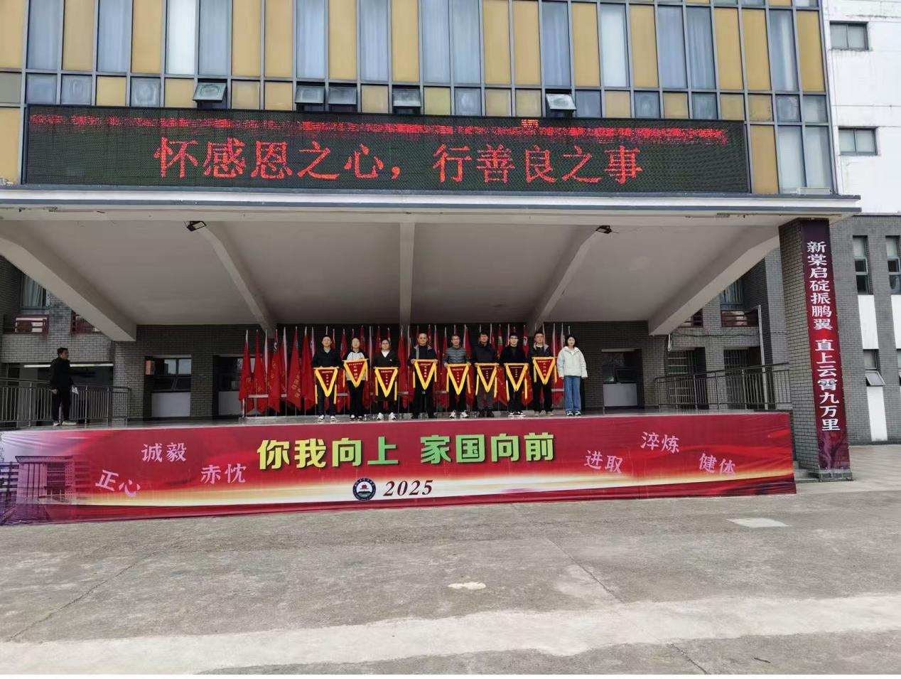 1764147467409906.png 图片3.png